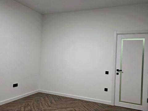 квартира за адресою міжнародна