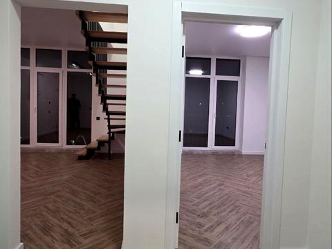 квартира за адресою міжнародна