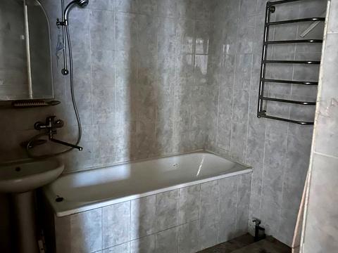 квартира за адресою Бориспільська вул., 12