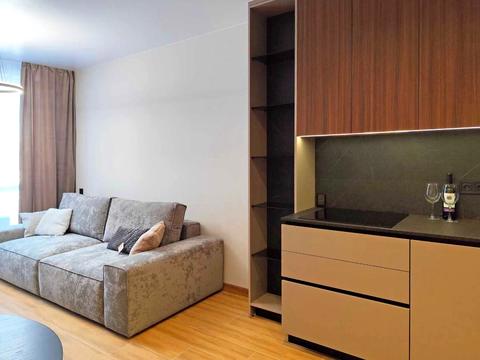 квартира за адресою Університетська вул., 1л