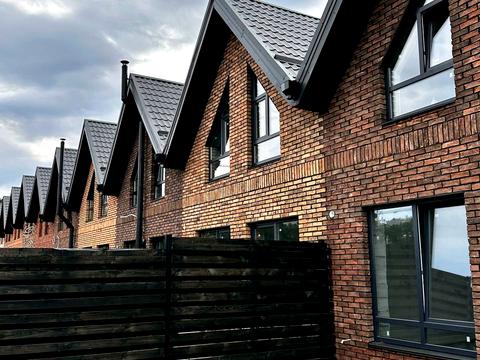 будинок за адресою с. Зубра, Петра Дорошенка