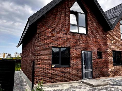 будинок за адресою с. Зубра, Петра Дорошенка