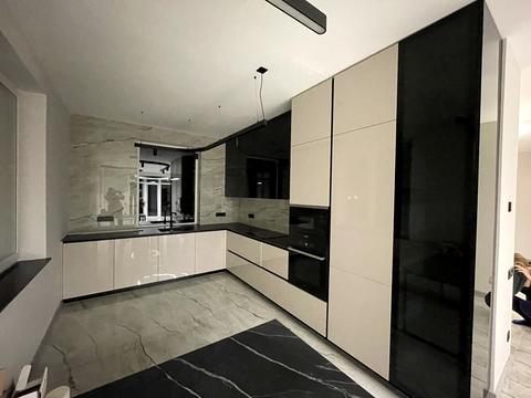 будинок за адресою Солов'їна вул., 1