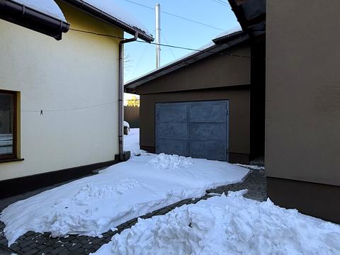 дом по адресу с. Малехов, Михаила Грушевского ул.