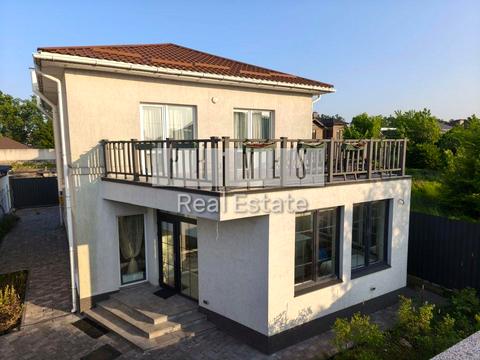 дом по адресу  ул.