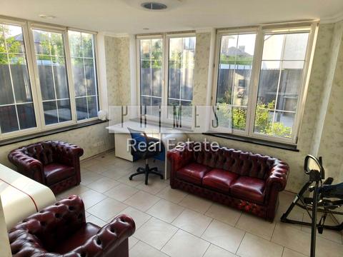 дом по адресу  ул.