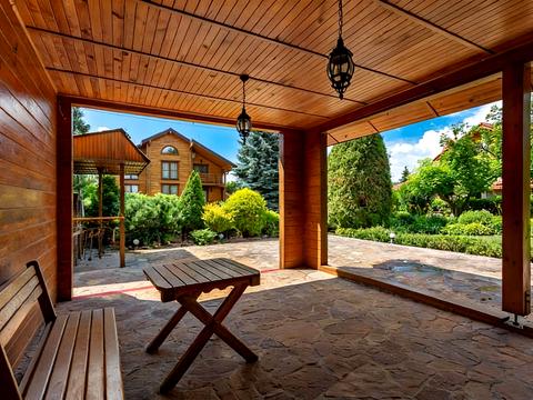 будинок за адресою с. Романків, Центральна вул.