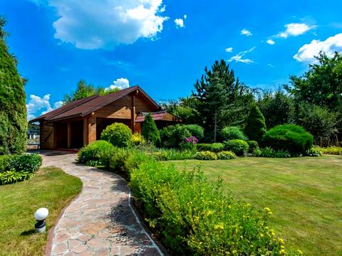 будинок за адресою с. Романків, Центральна вул.