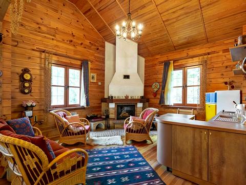 будинок за адресою с. Романків, Центральна вул.