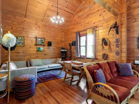 будинок за адресою с. Романків, Центральна вул.