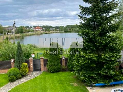 будинок за адресою смт. Козин, Берегова вул.