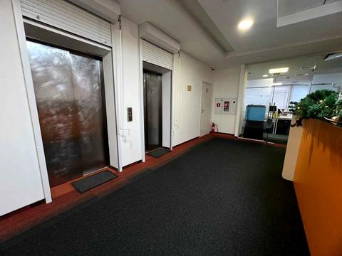 комерційна за адресою Євгена Сверстюка вул. (Марини Раскової), 2-А