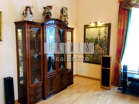 будинок за адресою смт. Козин, Золотоворітська вул.