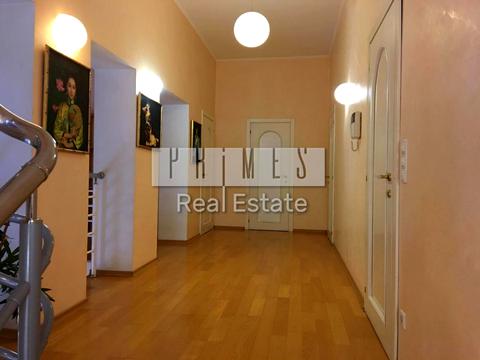 будинок за адресою смт. Козин, Золотоворітська вул.