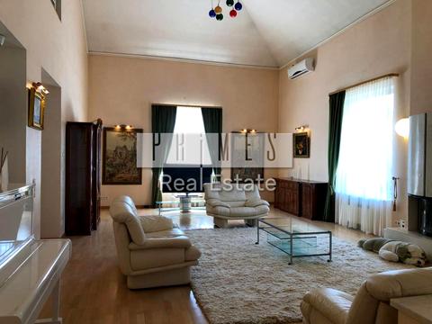 будинок за адресою смт. Козин, Золотоворітська вул.