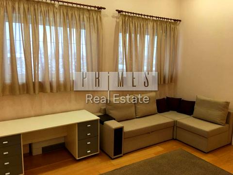 будинок за адресою смт. Козин, Золотоворітська вул.