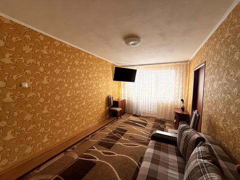 квартира за адресою Космонавтів просп., 13