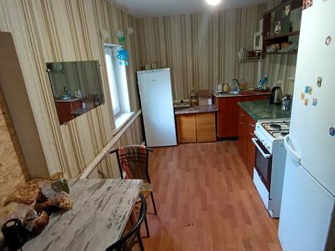 будинок за адресою смт. Рогань, Вишнева вул. (Кірова)