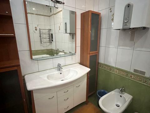 квартира за адресою Миколи Міхновського бульв. (Дружби народів), 11