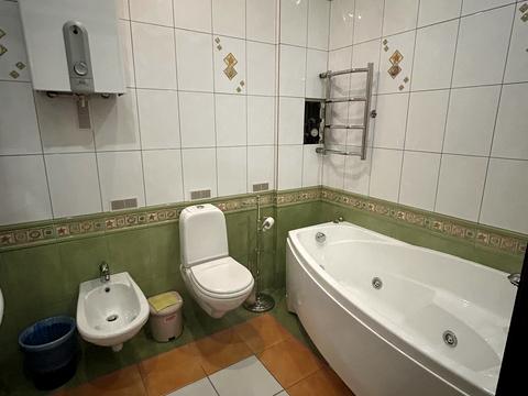 квартира за адресою Миколи Міхновського бульв. (Дружби народів), 11