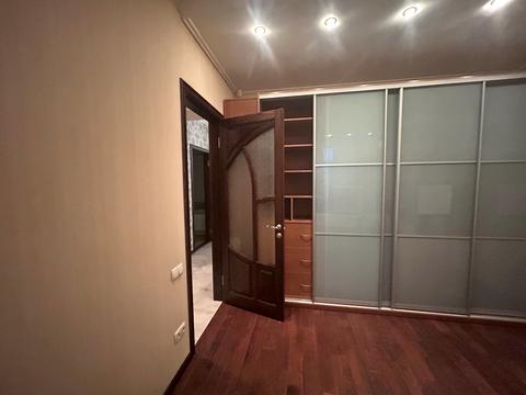 квартира за адресою Миколи Міхновського бульв. (Дружби народів), 11