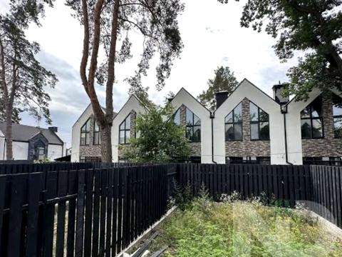 дом по адресу Евгения Коновальца ул., 49