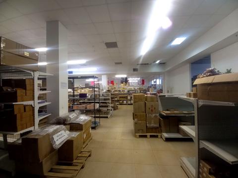 комерційна за адресою Дніпро, Космічна вул., 51