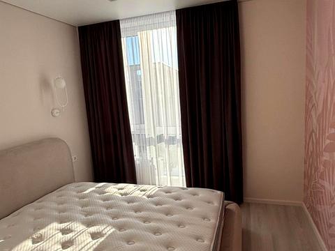 квартира за адресою Зарічна вул., 4