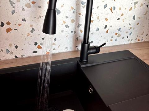 квартира за адресою Зарічна вул., 4