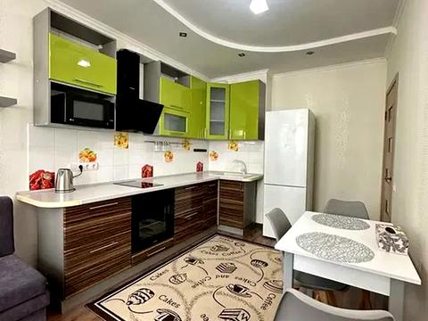 квартира за адресою Київ, Драгоманова вул., 2-А