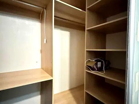 квартира за адресою Київ, Драгоманова вул., 2-А