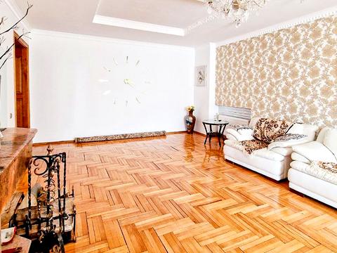 будинок за адресою Спортивна вул.