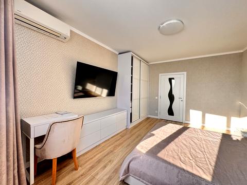 квартира по адресу Оболонский просп., 1к1