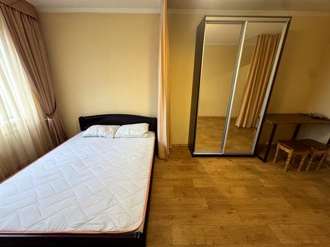 квартира за адресою Левка Лук'яненка вул. (Маршала Тимошенка), 1-Б