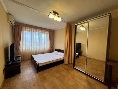 квартира за адресою Левка Лук'яненка вул. (Маршала Тимошенка), 1-Б