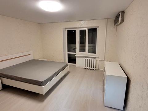 квартира за адресою Академіка Корольова вул., 48/1