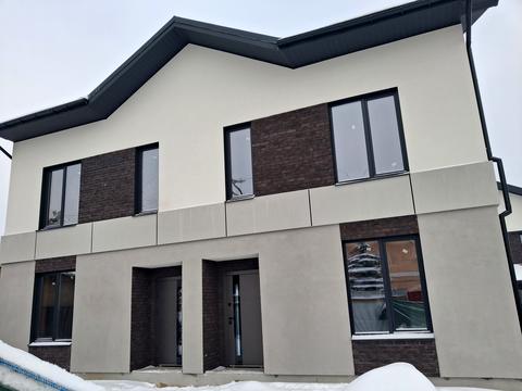 будинок за адресою Українська вул.