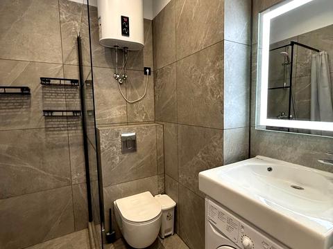 квартира за адресою Каховська вул., 62-А