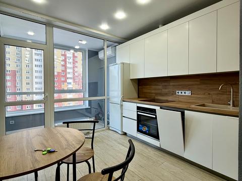 квартира по адресу Олександра Олеся ул., 2-В