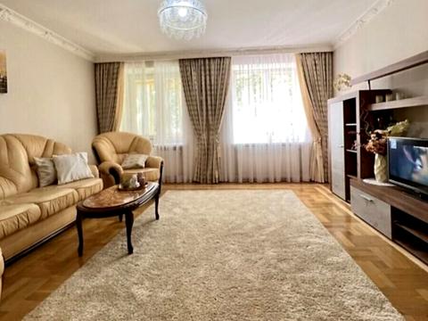 квартира за адресою Лозовецька вул., 8