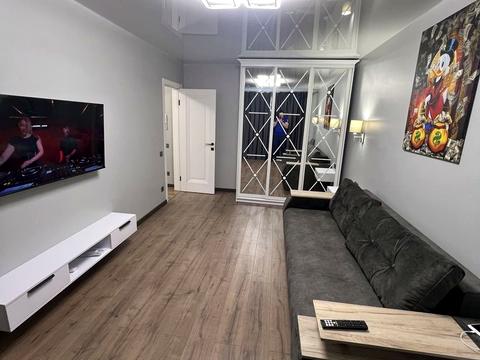 квартира за адресою Дарницький бульв., 4