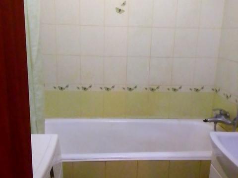 квартира за адресою Анни Ахматової вул., 5