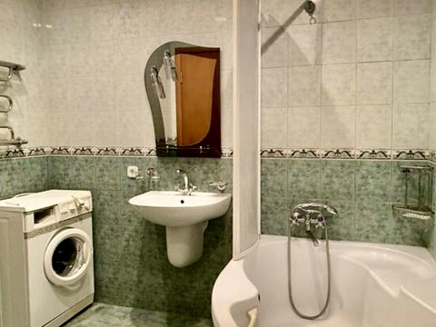 квартира за адресою Дмитра Яворницького просп. (Карла Маркса), 82