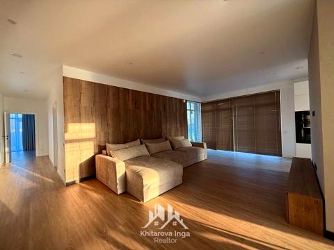 дом по адресу с. Новоалександровка, Сурська