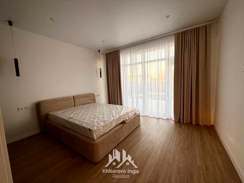 дом по адресу с. Новоалександровка, Сурська