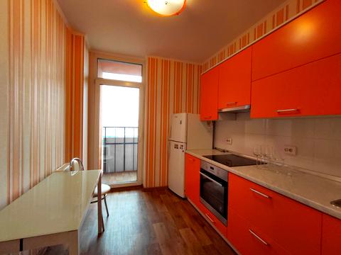 квартира за адресою Богатирська вул., 6-А