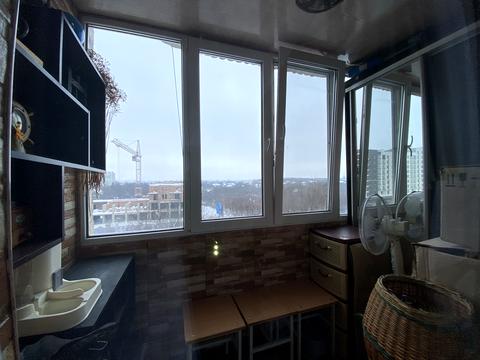 квартира за адресою Володимира Івасюка вул., 42