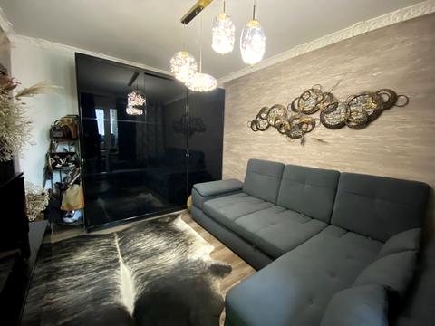 квартира за адресою Володимира Івасюка вул., 42