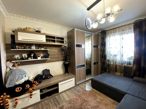 квартира за адресою Володимира Івасюка вул., 42