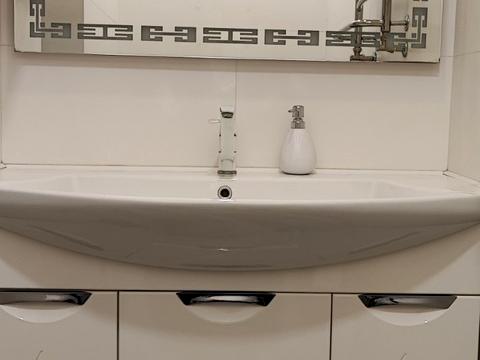 коммерческая по адресу Новаковского ул., 3